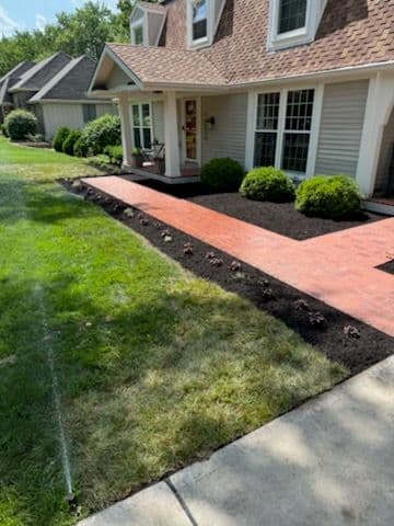 Gallery photos for Transform Your Lawn with Expert Landscaping: Image #3